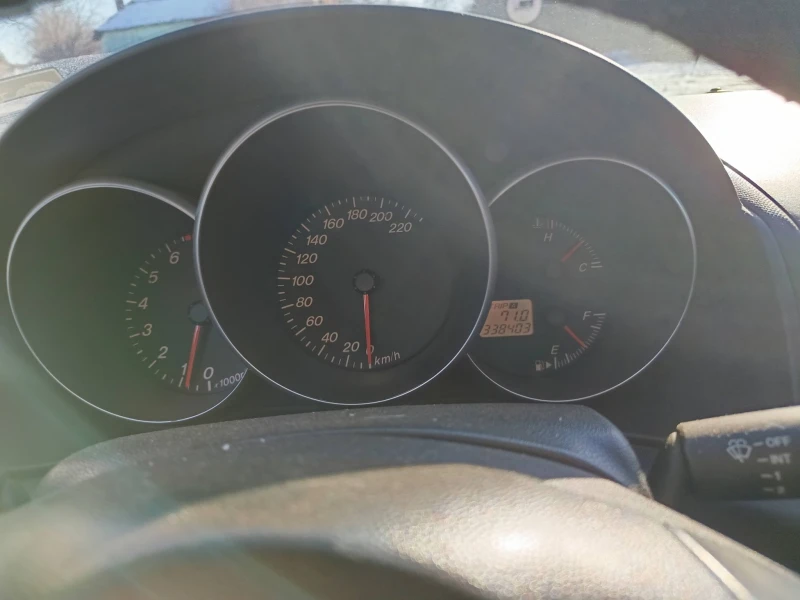Mazda 3 2.0, снимка 6 - Автомобили и джипове - 52983548