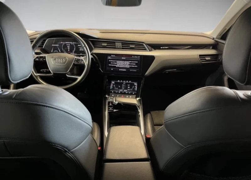 Audi E-Tron Гаранция , снимка 8 - Автомобили и джипове - 53113739