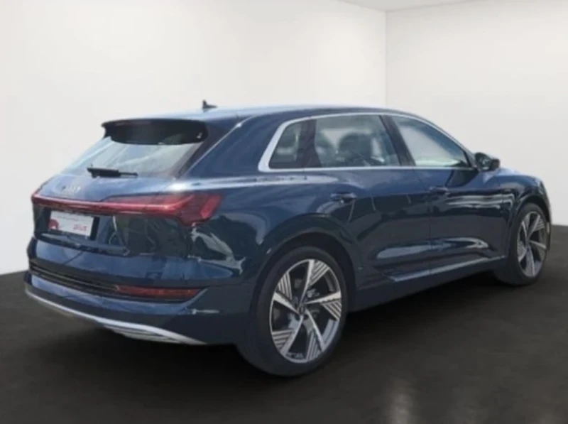Audi E-Tron Гаранция , снимка 4 - Автомобили и джипове - 53113739