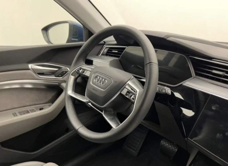 Audi E-Tron Гаранция , снимка 11 - Автомобили и джипове - 53113739