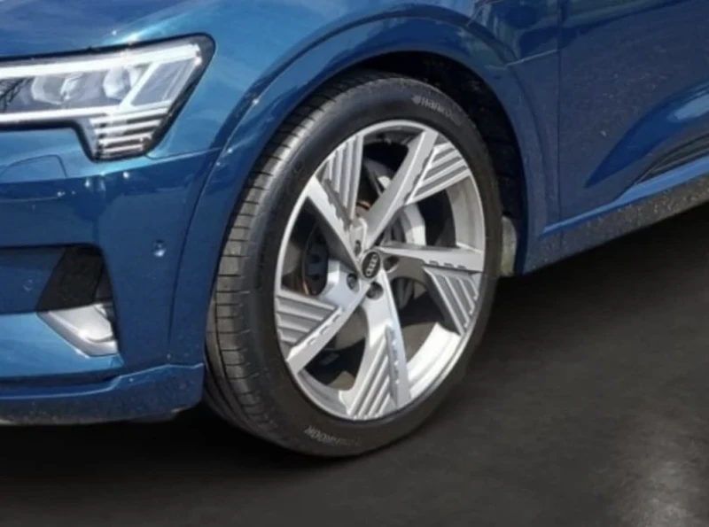 Audi E-Tron Гаранция , снимка 5 - Автомобили и джипове - 53113739