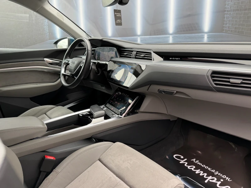 Audi E-Tron Гаранция , снимка 12 - Автомобили и джипове - 53113739
