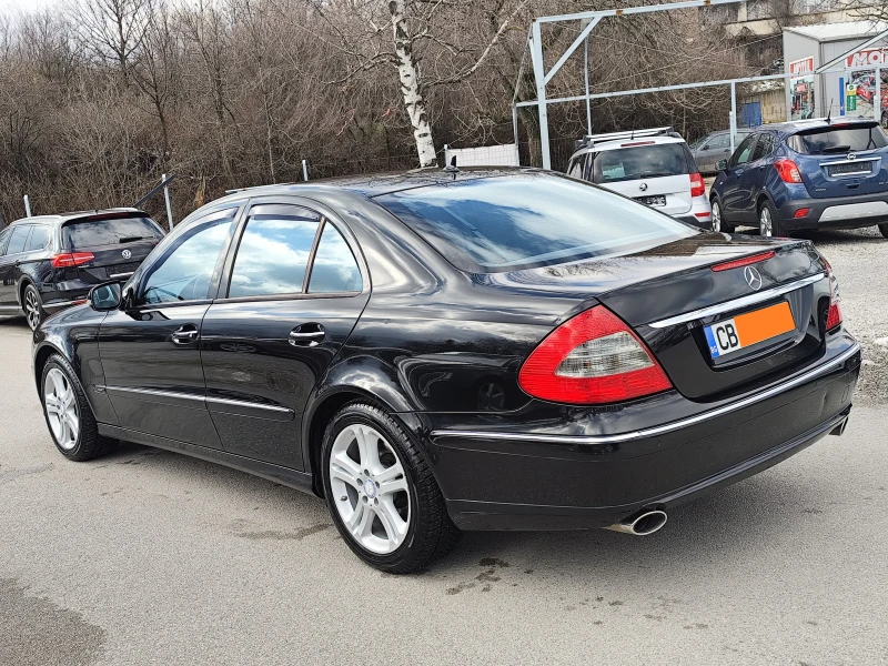 Mercedes-Benz E 320 CDi* EVO-4 MATIC* АВТОМАТИК* XENON* NAVI* КОЖА* , снимка 5 - Автомобили и джипове - 53521410