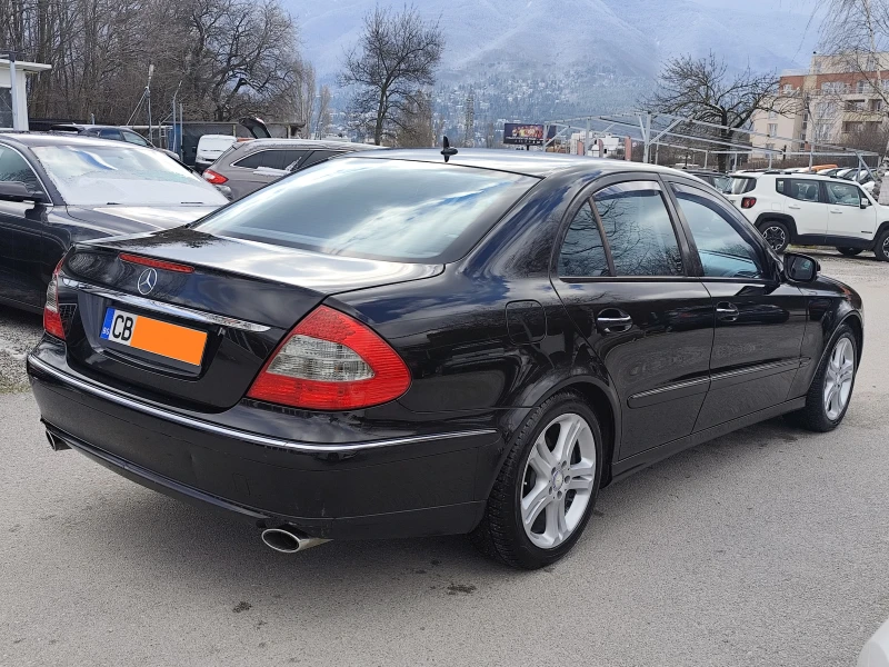 Mercedes-Benz E 320 CDi* EVO-4 MATIC* АВТОМАТИК* XENON* NAVI* КОЖА* , снимка 4 - Автомобили и джипове - 53521410