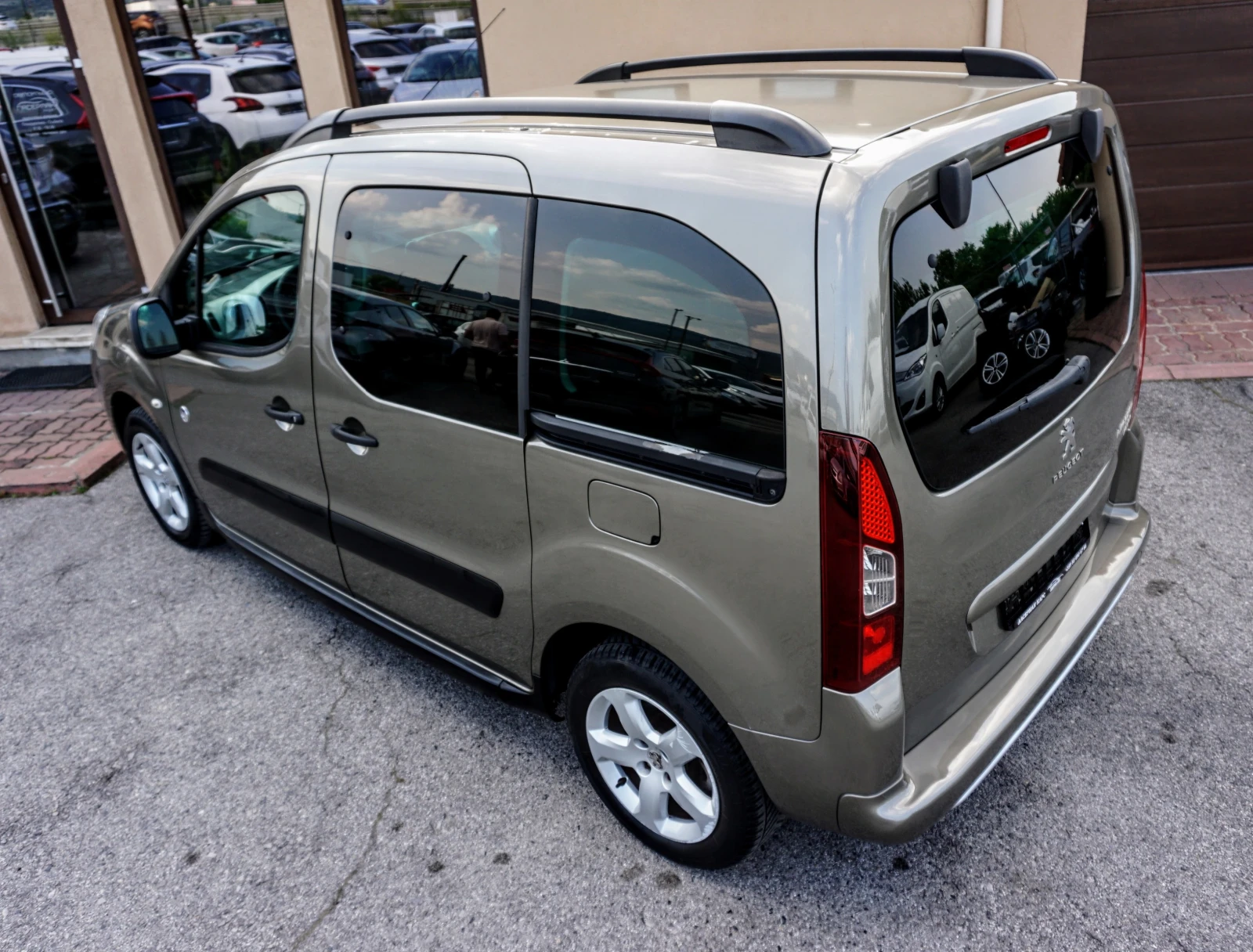 Peugeot Partner 1.6HDI OUTDOOR - изображение 4