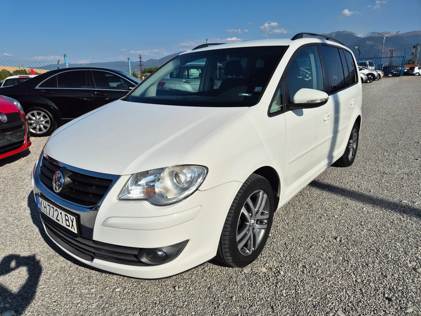 VW Touran 1.9 TDI DSG 7места - изображение 5