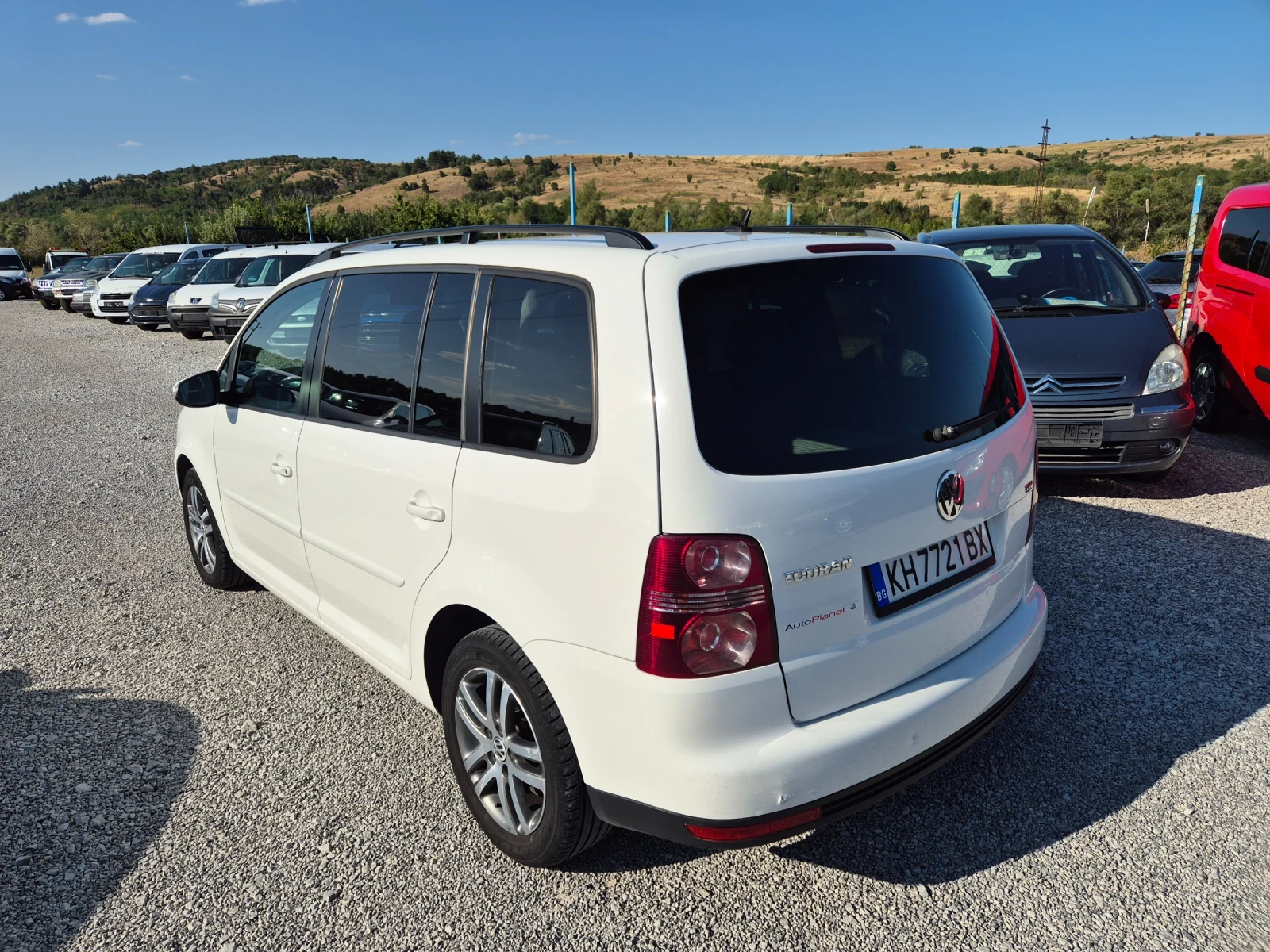 VW Touran 1.9 TDI DSG 7места - изображение 2