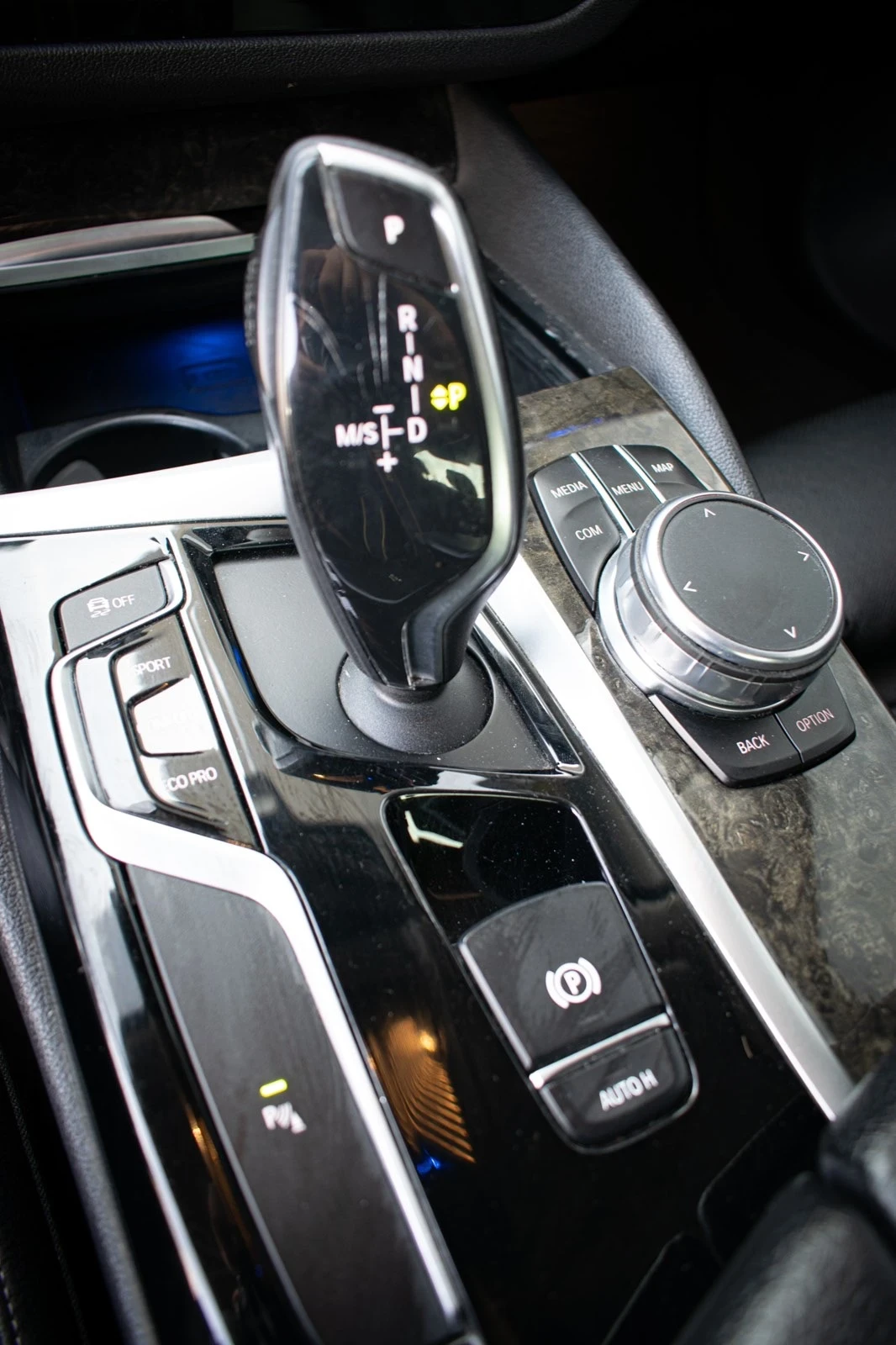 BMW 530 CarPlay, M �����, Head up, LED, Recaro | Mobile.bg � ����������� 15