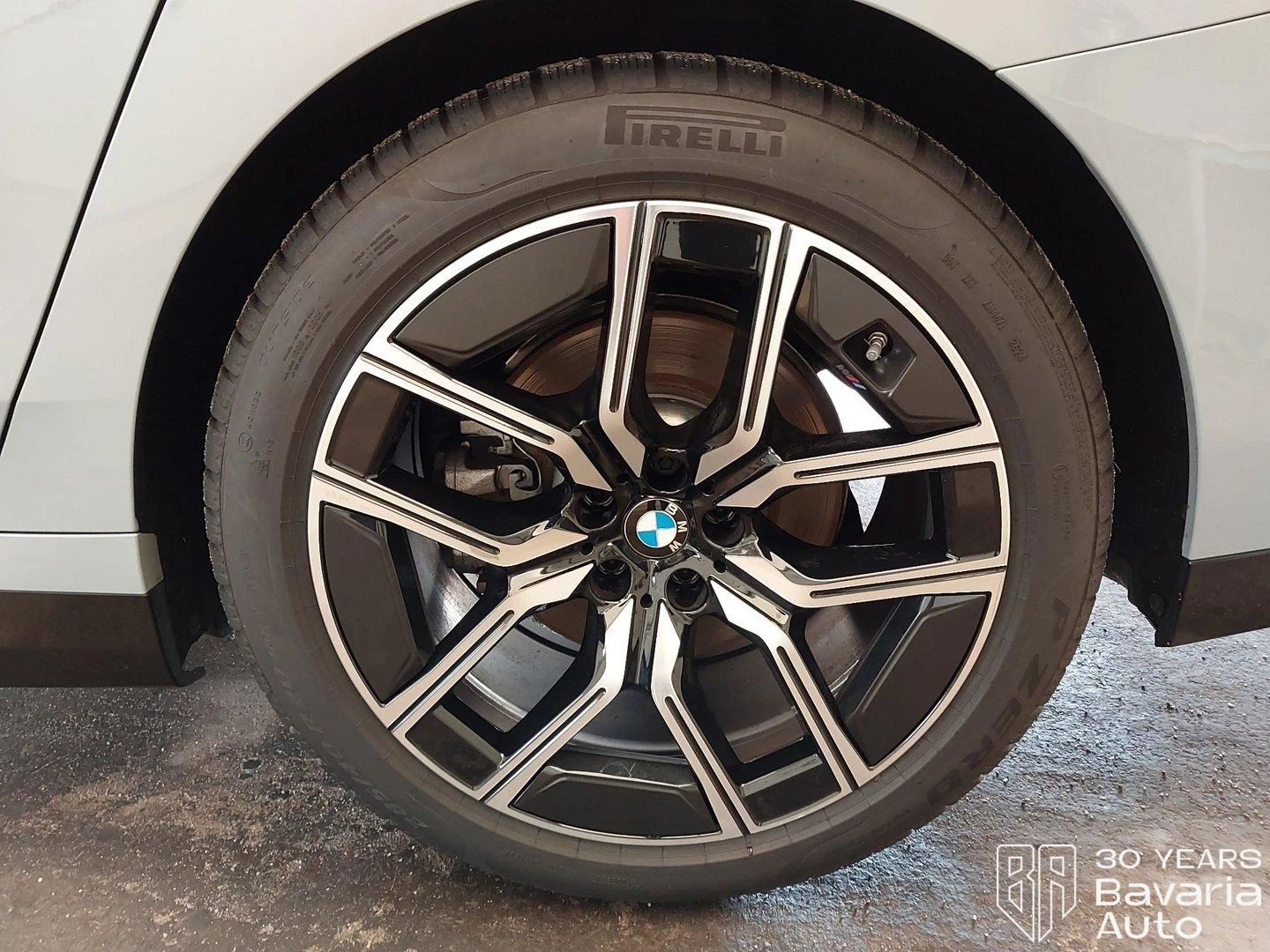 BMW 740 d xDrive M Sport Paket Sportautomatic | Mobile.bg   12