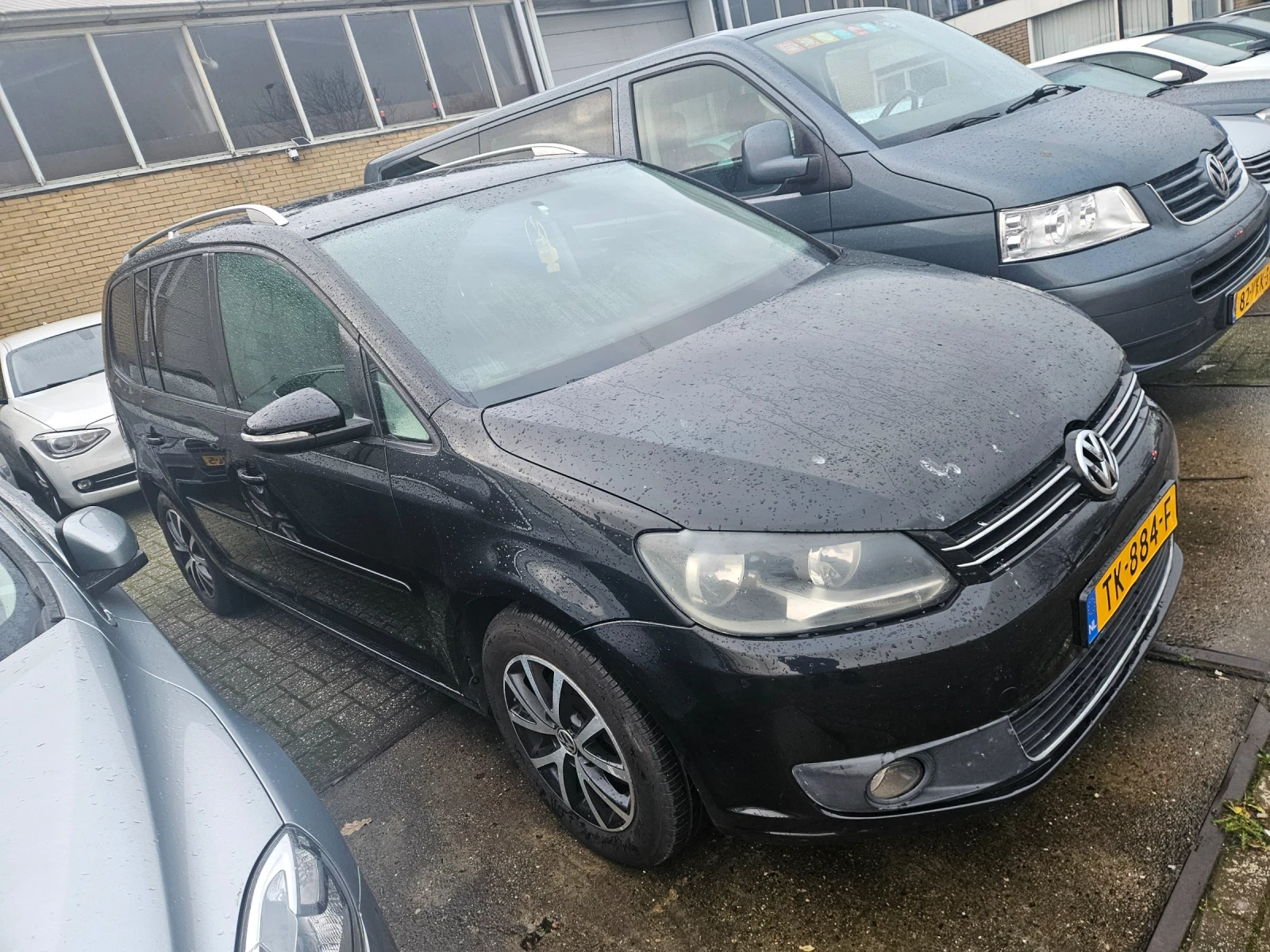 VW Touran 2.0 TDI - изображение 2