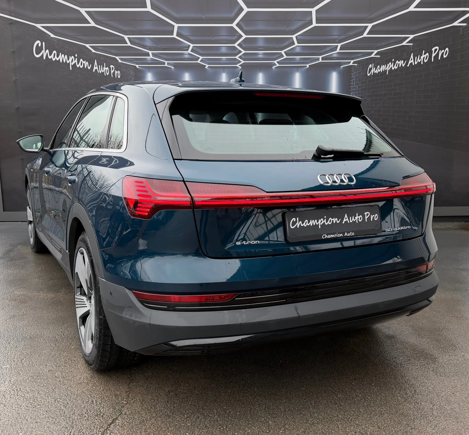 Audi E-Tron ��������  | Mobile.bg � ����������� 4