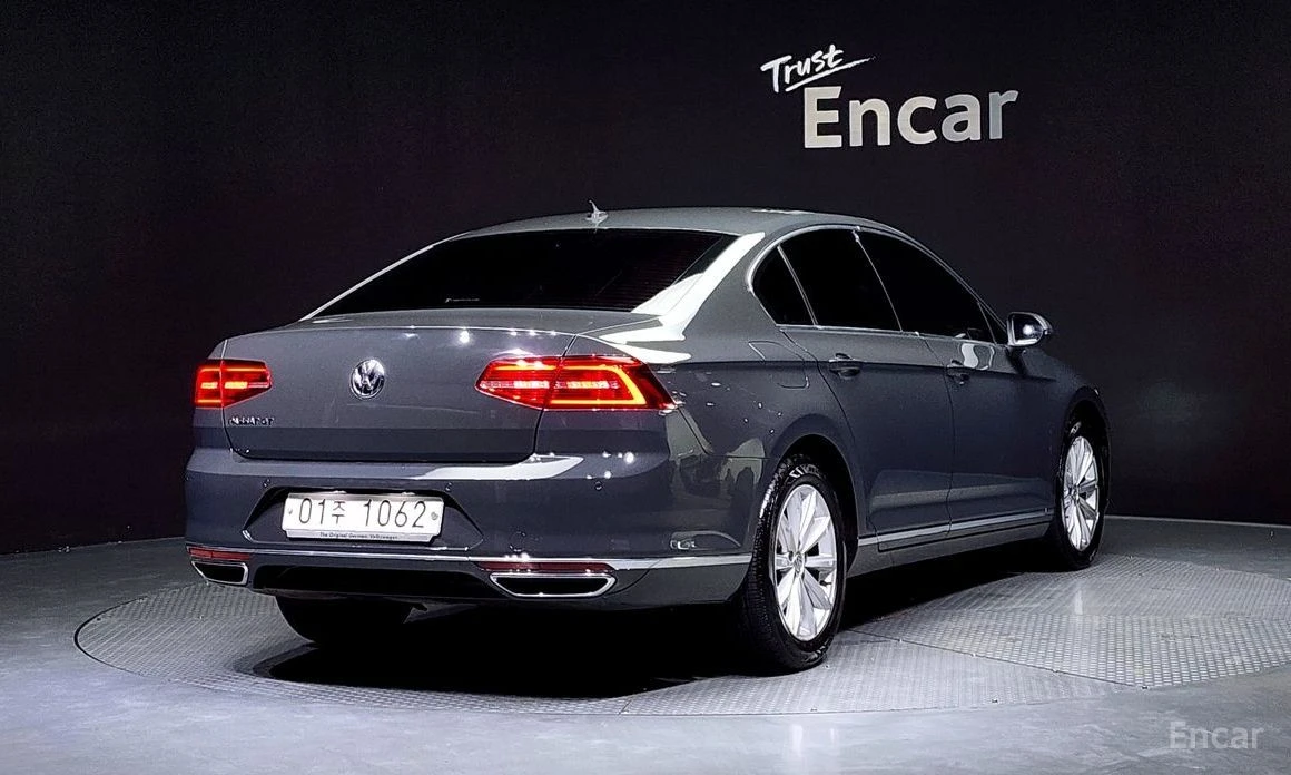 VW Passat  - изображение 2