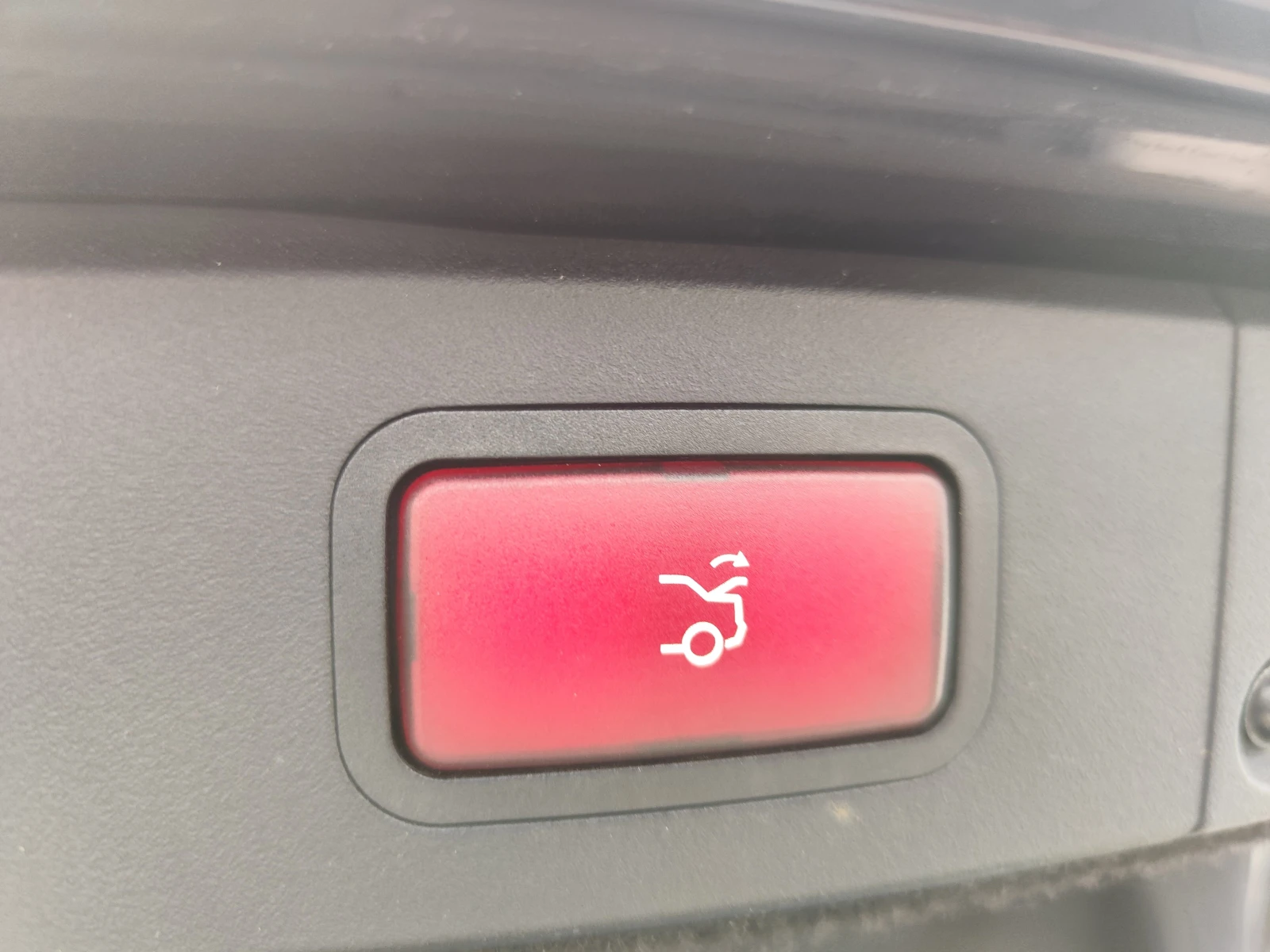 Mercedes-Benz E 320 CDi* EVO-4 MATIC* ���������* XENON* NAVI* ����*  | Mobile.bg � ����������� 15