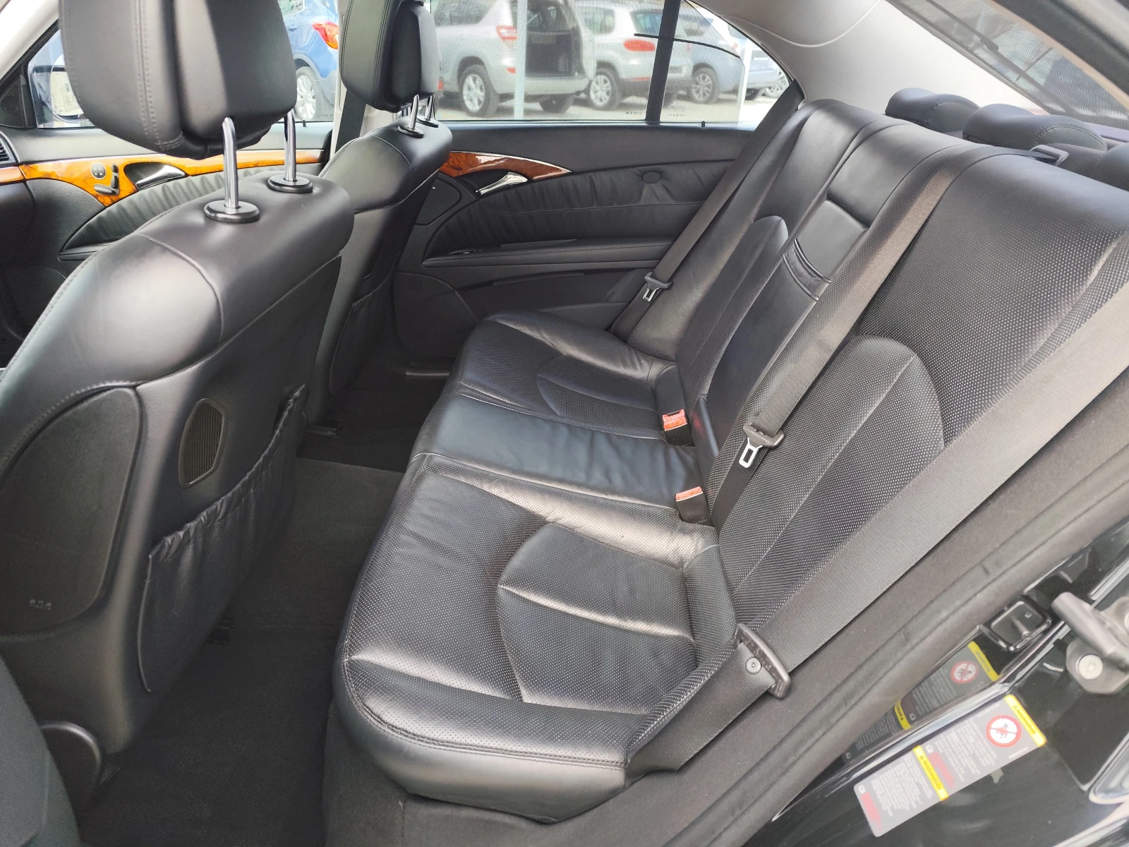 Mercedes-Benz E 320 CDi* EVO-4 MATIC* ���������* XENON* NAVI* ����*  | Mobile.bg � ����������� 12