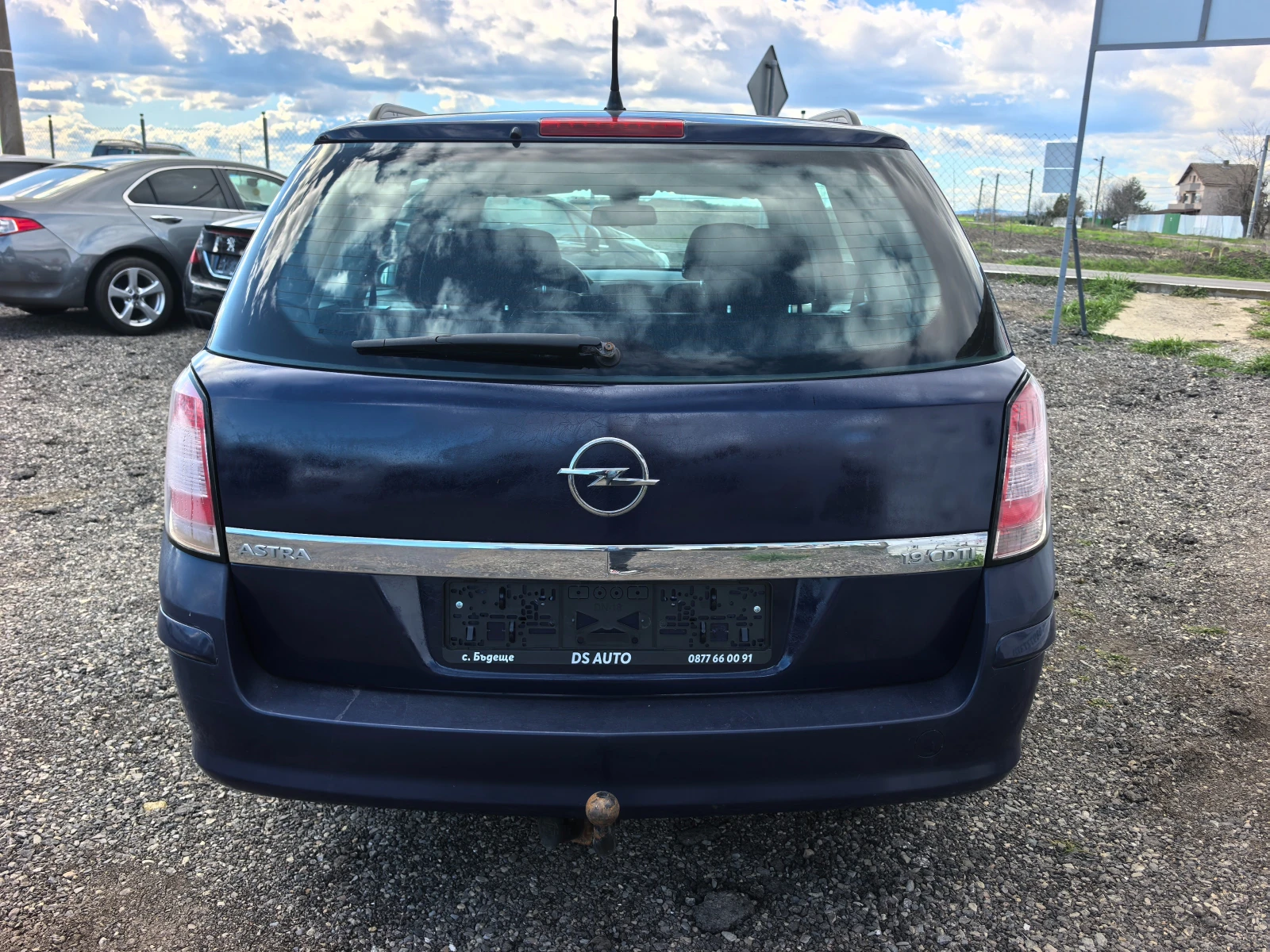 Opel Astra 1.9CDTI Facelift - изображение 4