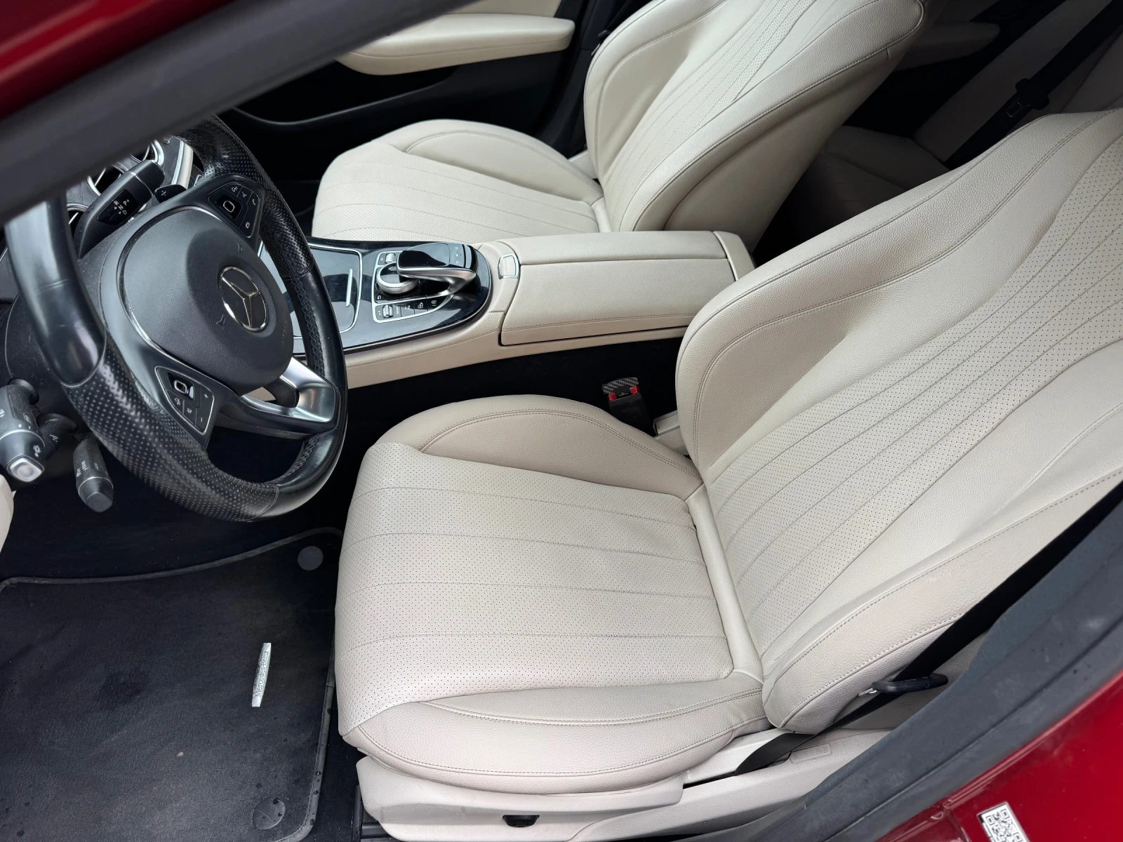 Mercedes-Benz E 300, снимка 11 - Автомобили и джипове - 53953521