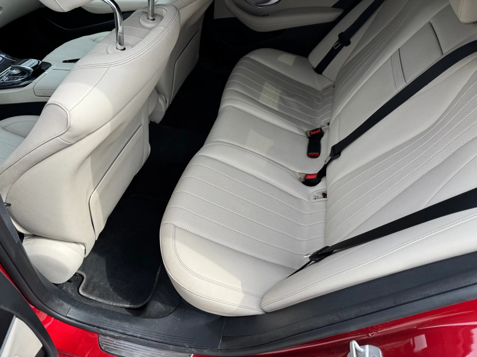 Mercedes-Benz E 300, снимка 7 - Автомобили и джипове - 53953521