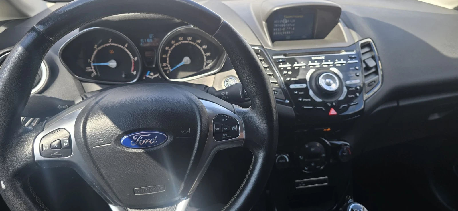 Ford Fiesta 1.5 D TITANIUM, снимка 11 - Автомобили и джипове - 54005540