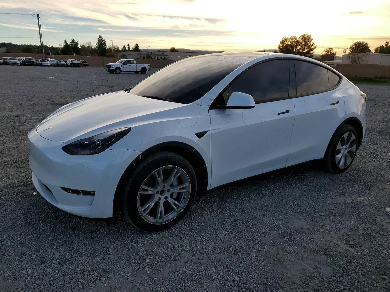 Tesla Model Y Long Range AWD
