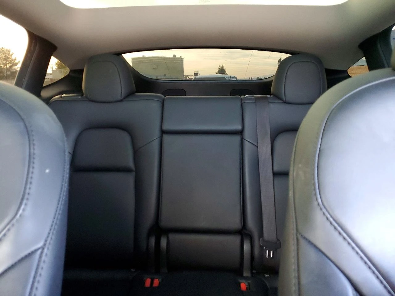 Tesla Model Y Long Range AWD, снимка 10 - Автомобили и джипове - 54152990