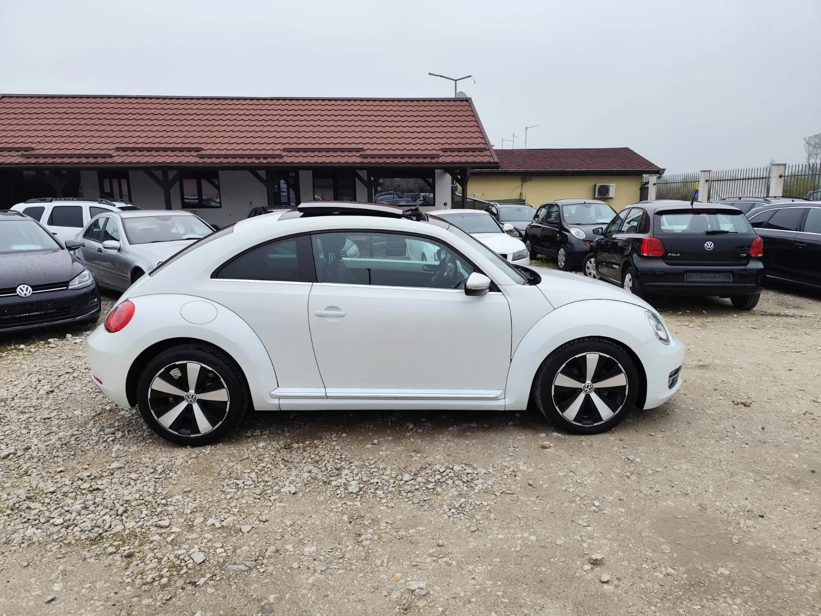 VW Beetle 1.6 дизел 105 коня, снимка 4 - Автомобили и джипове - 54255209