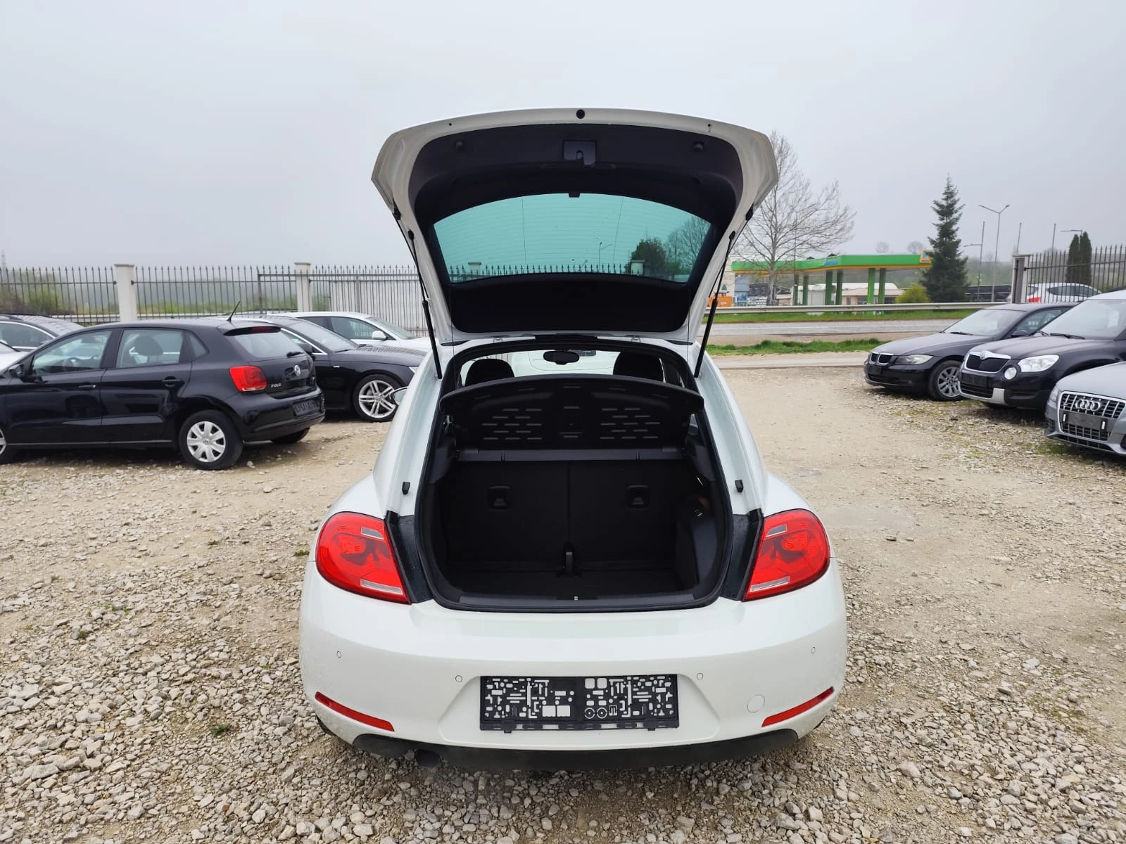 VW Beetle 1.6 дизел 105 коня, снимка 7 - Автомобили и джипове - 54255209