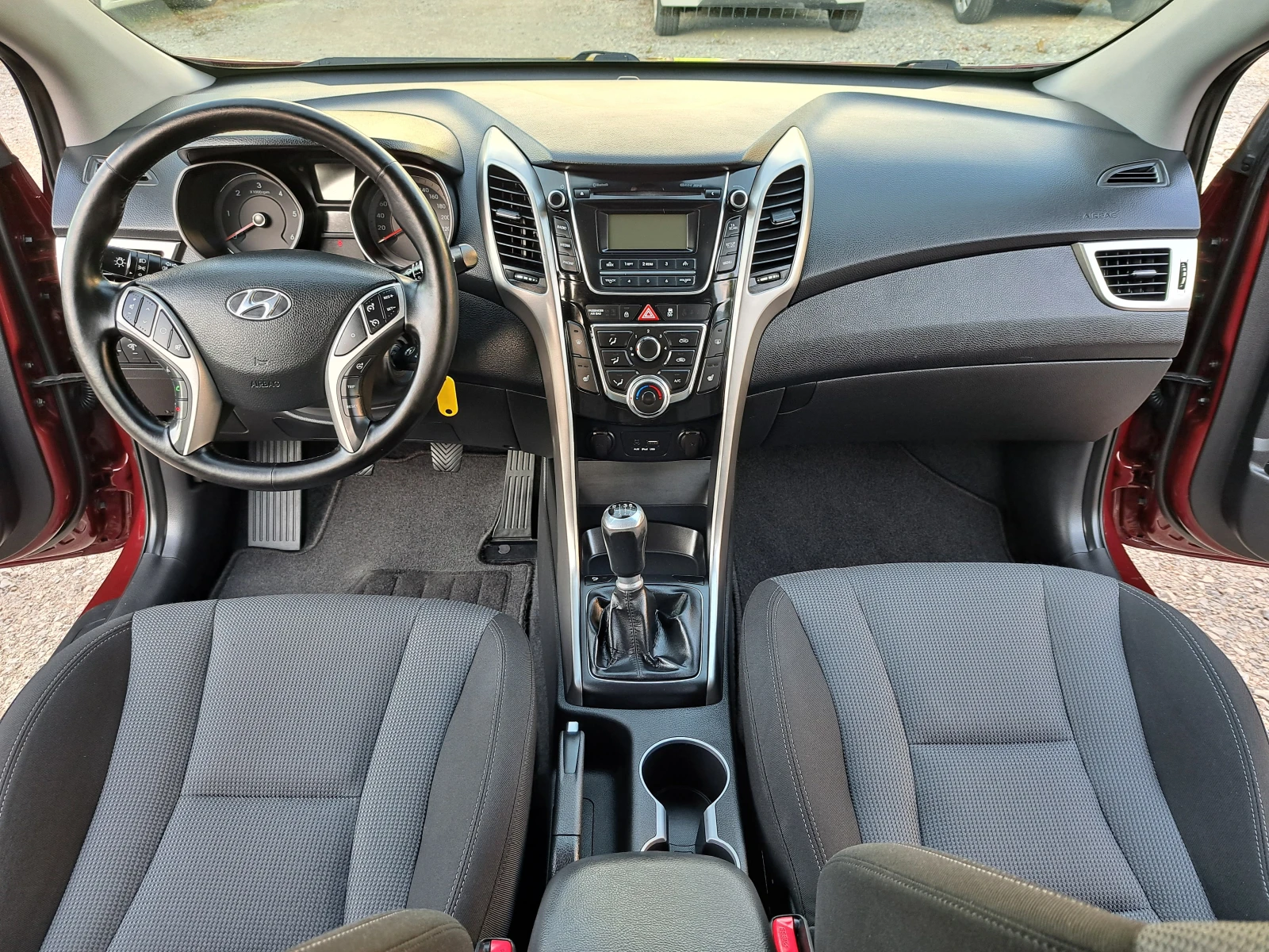 Hyundai I30 1.6CRDI* FACE* �����* ��������* ������* 6�� | Mobile.bg � ����������� 10