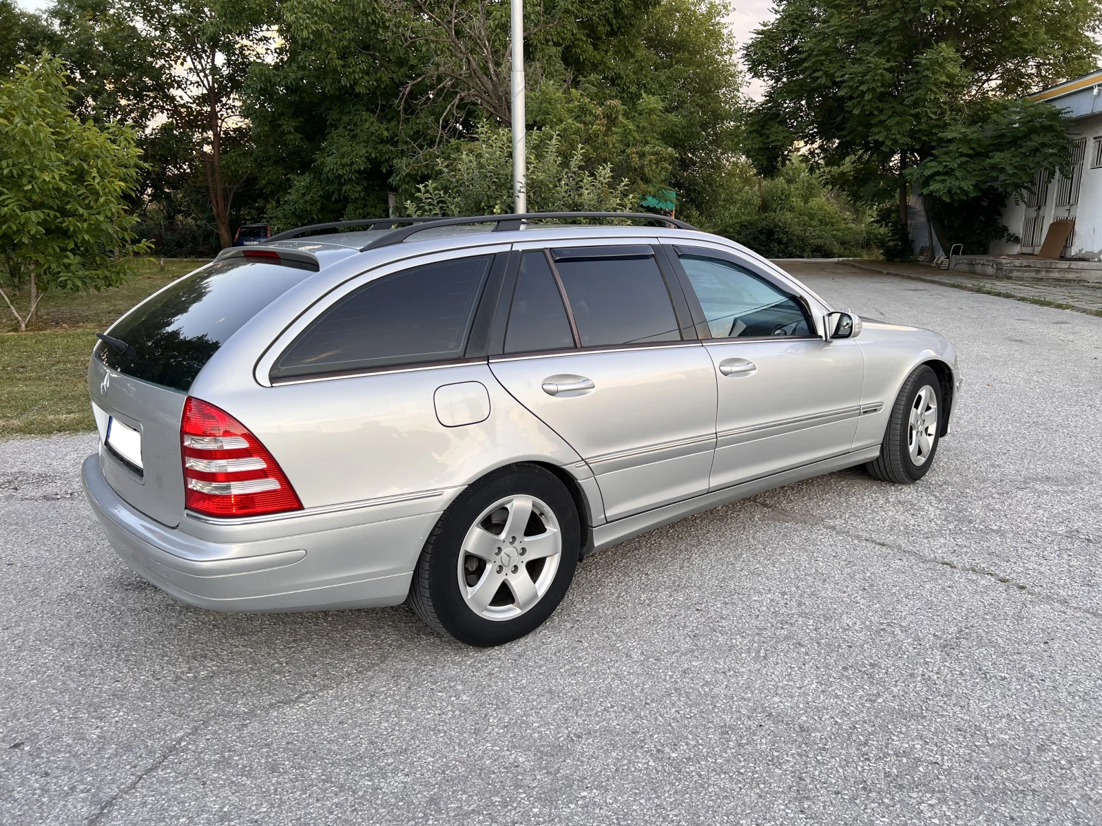 Mercedes-Benz C 200 s203, снимка 3 - Автомобили и джипове - 54918804