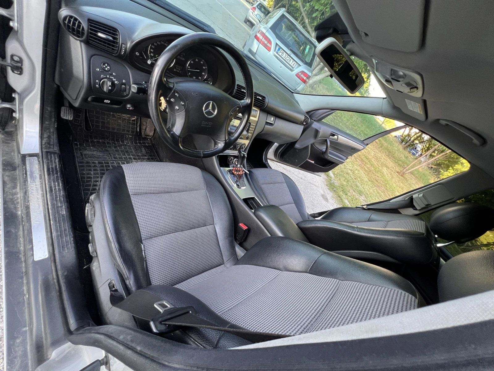 Mercedes-Benz C 200 s203, снимка 6 - Автомобили и джипове - 54918804