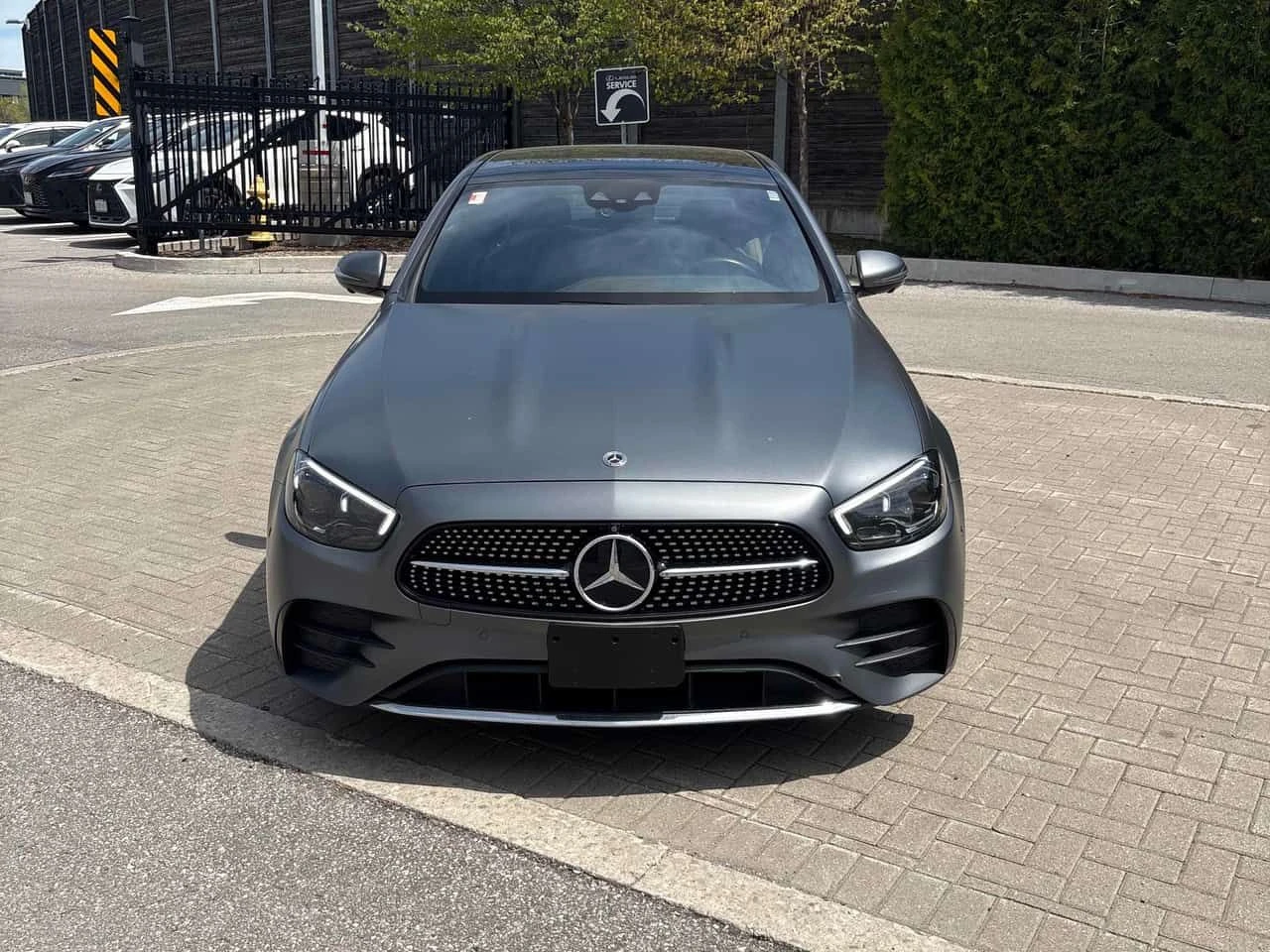 Mercedes-Benz E 350 ПАНОРАМА/ДИСТРОНИК/360 КАМЕРИ, снимка 2 - Автомобили и джипове - 55141773