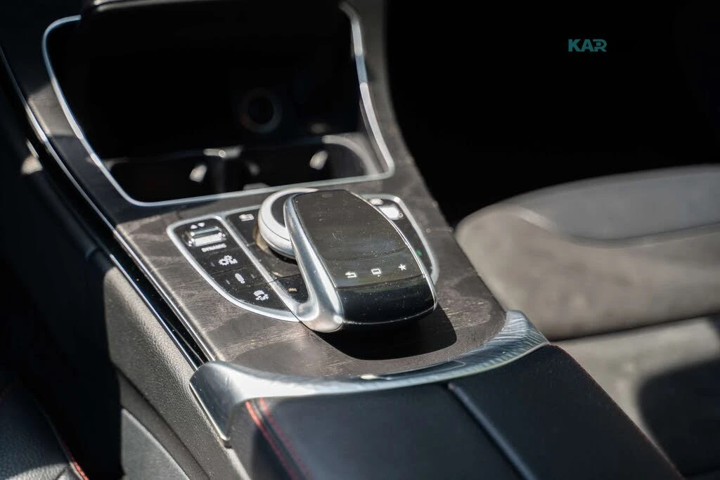 Mercedes-Benz C 450 AMG * 4MATIC* АвтоКредит * (ЦЕНА ДО БГ), снимка 15 - Автомобили и джипове - 55325699