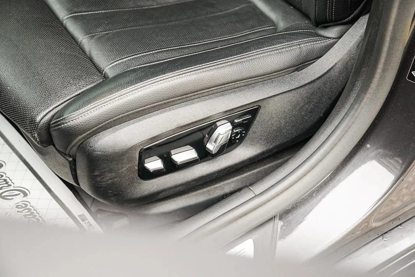 BMW 550 xDrive* M PACK* 360* HUD* BOWERS* DISTRO* CARBON, снимка 11 - Автомобили и джипове - 55458291