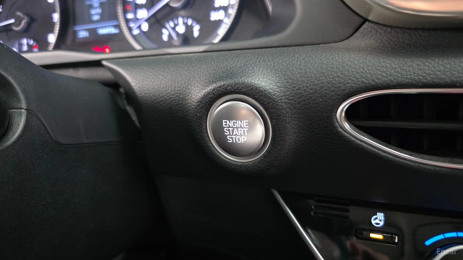 Hyundai Sonata 2.0 PREMIUM* КОЖА* ПОДГРЕВ* НАВИ* КАМЕРА, снимка 13 - Автомобили и джипове - 55559123