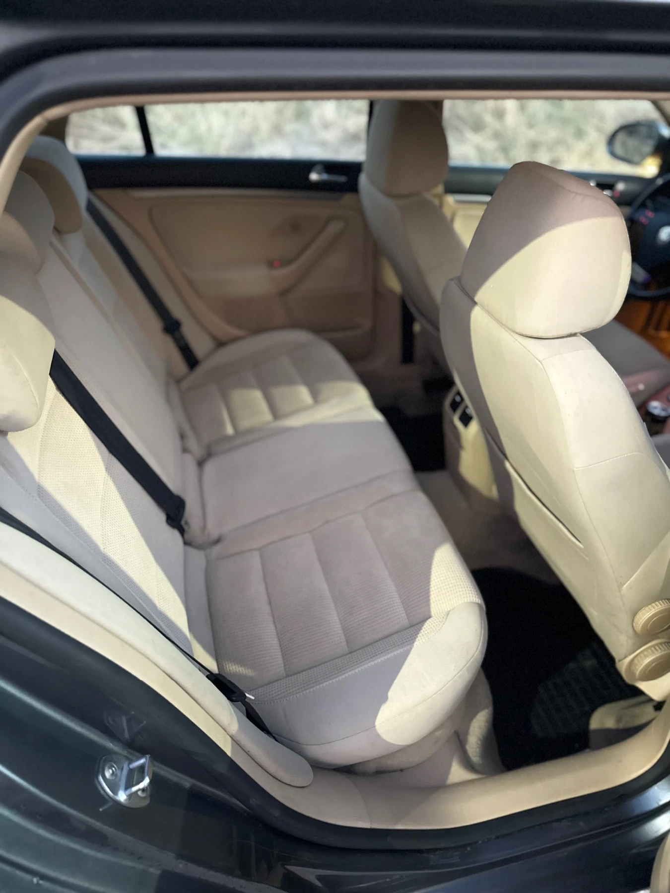 VW Golf 5 1.9TDI, снимка 10 - Автомобили и джипове - 55930590