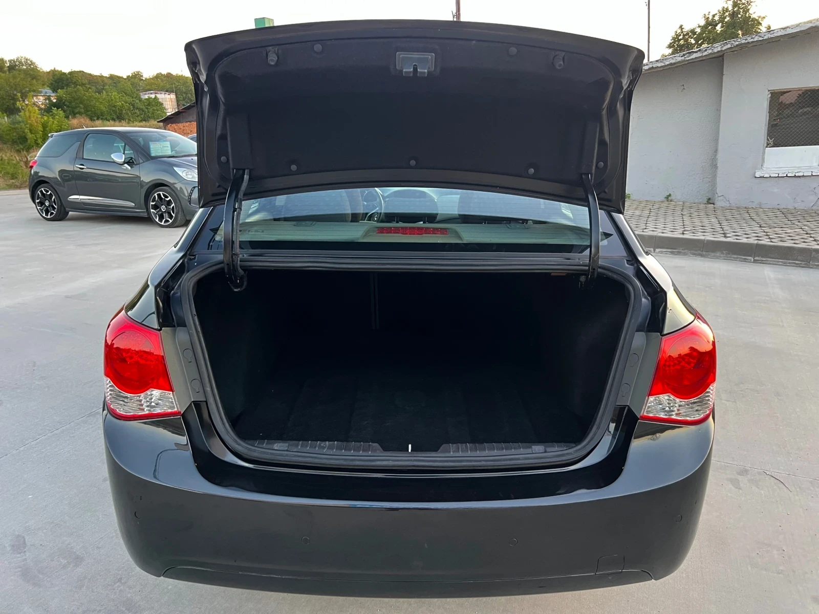 Chevrolet Cruze 2.0-ДИЗЕЛ-150к.с, снимка 14 - Автомобили и джипове - 56221292