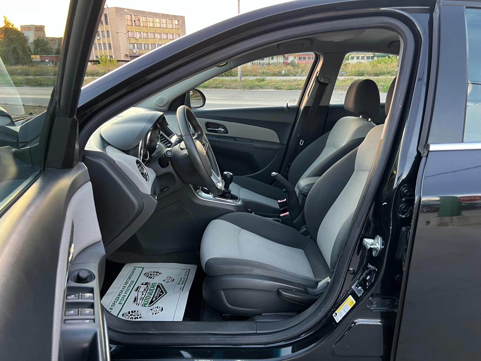 Chevrolet Cruze 2.0-ДИЗЕЛ-150к.с, снимка 8 - Автомобили и джипове - 56221292