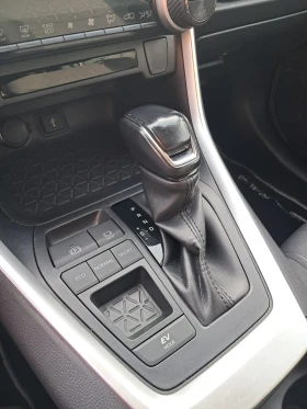 Toyota Rav4 Hybrid , снимка 10
