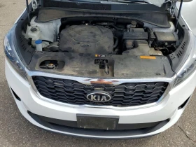 Kia Sorento 3.3l S, снимка 12