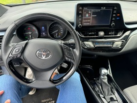 Toyota C-HR 2.0 HYBRID /DUAL-TONE/LOUNGE/KEYLESS/LANE ASSIST, снимка 4