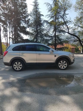Chevrolet Captiva 2000cm3, 150к.с., Автомат, Кожа, 4х4, снимка 3