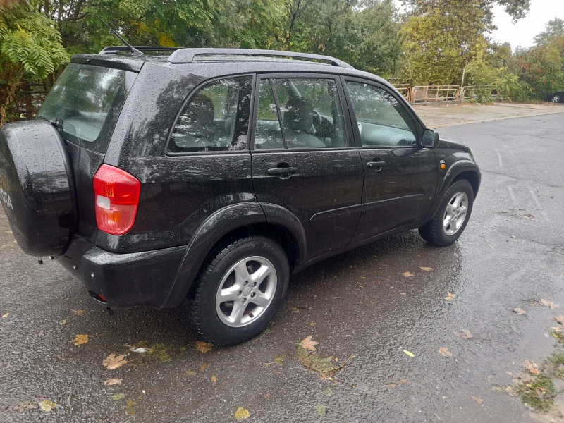 Toyota Rav4, снимка 10 - Автомобили и джипове - 51990818
