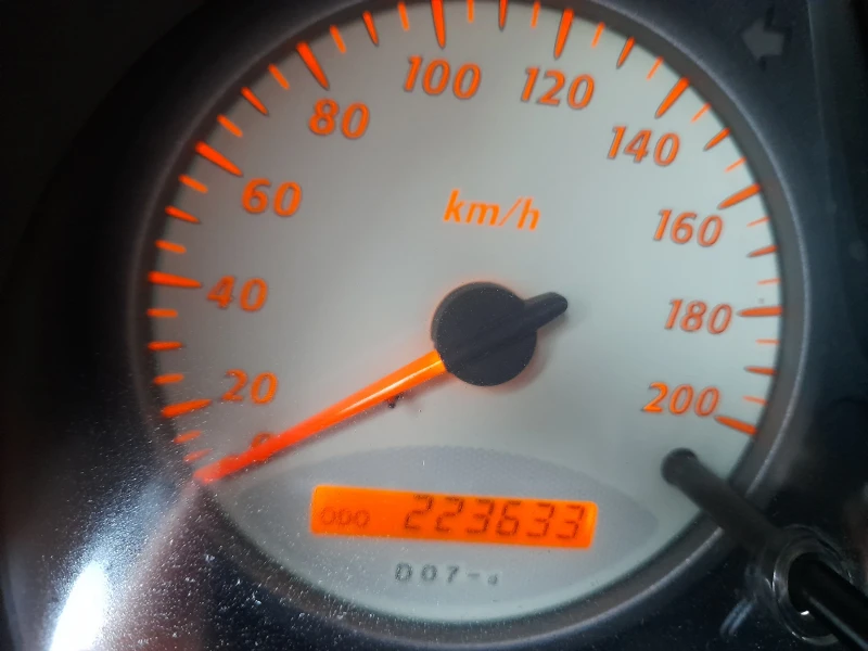 Toyota Rav4, снимка 6 - Автомобили и джипове - 51990818