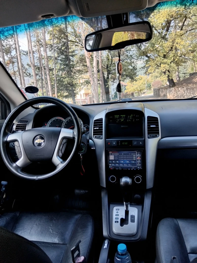 Chevrolet Captiva 2000cm3, 150к.с., Автомат, Кожа, 4х4, снимка 11 - Автомобили и джипове - 52590701