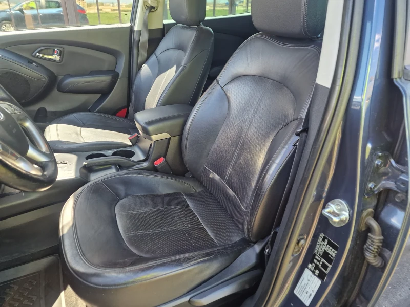 Hyundai IX35, снимка 7 - Автомобили и джипове - 52737407