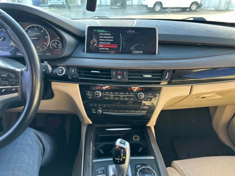 BMW X5 * xDrive35d * CARFAX * БЕЗ ПЪРВОНАЧАЛНА ВНОСКА, снимка 9 - Автомобили и джипове - 53063250