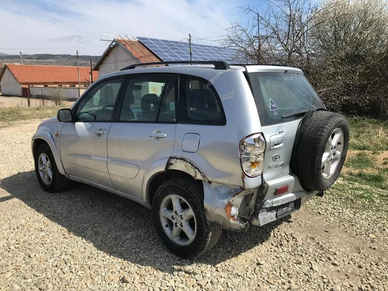 Toyota Rav4 2.0 d4d 116hp, снимка 5 - Автомобили и джипове - 45090184