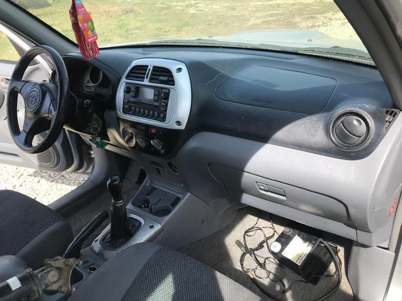 Toyota Rav4 2.0 d4d 116hp, снимка 13 - Автомобили и джипове - 45090184