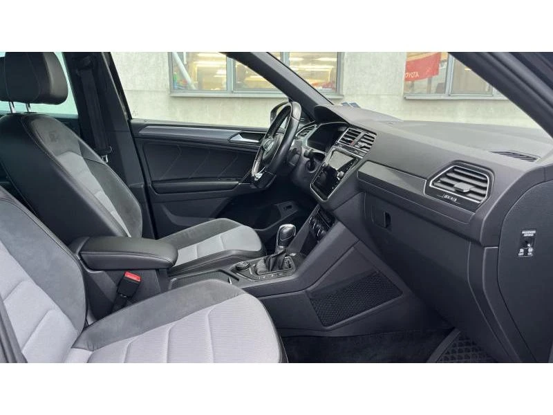 VW Tiguan R-LINE - изображение 10