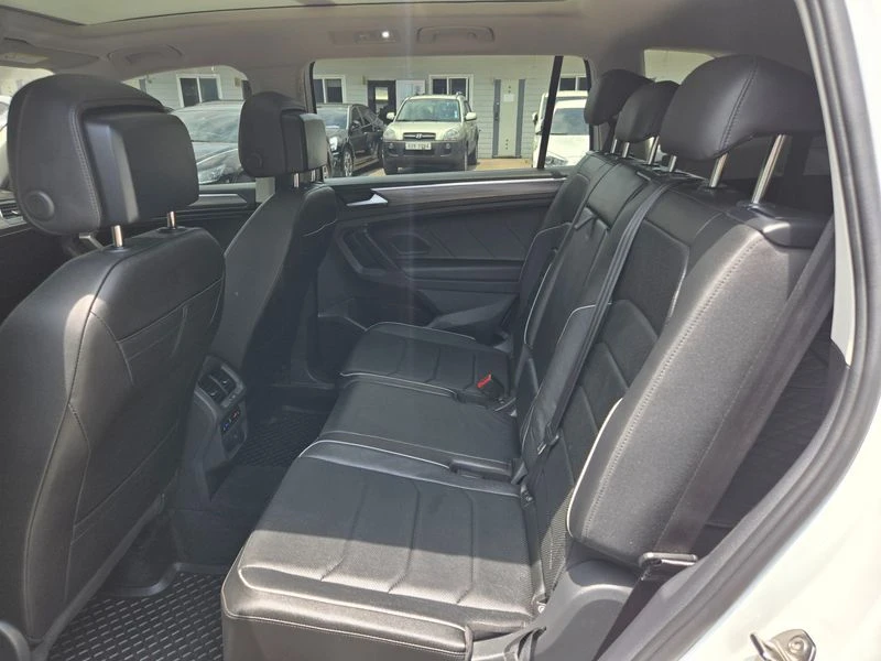 VW Tiguan 2.0 TSI R-Line| 220к.с.| ВКЛ.ТЕХНОТЕСТ, снимка 13 - Автомобили и джипове - 55650375