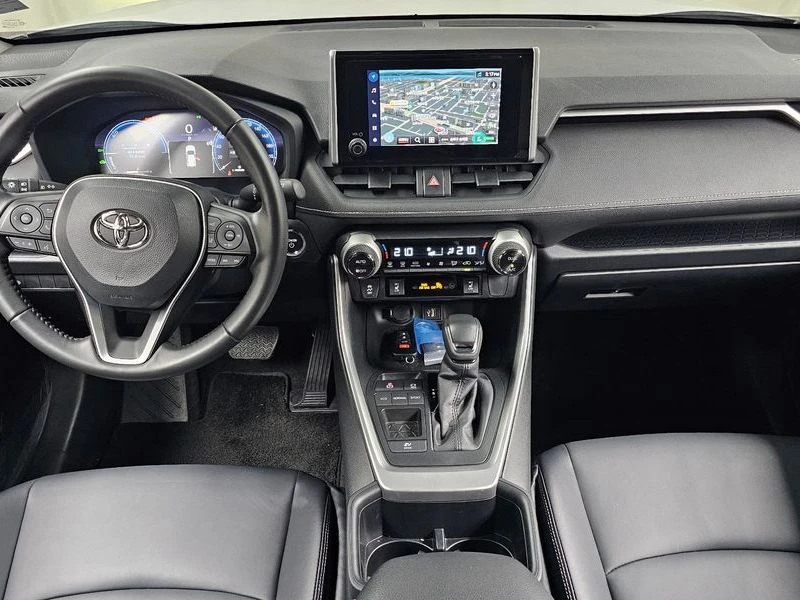 Toyota Rav4 2, 5 Хибрид топ оборудована, снимка 7 - Автомобили и джипове - 55750316